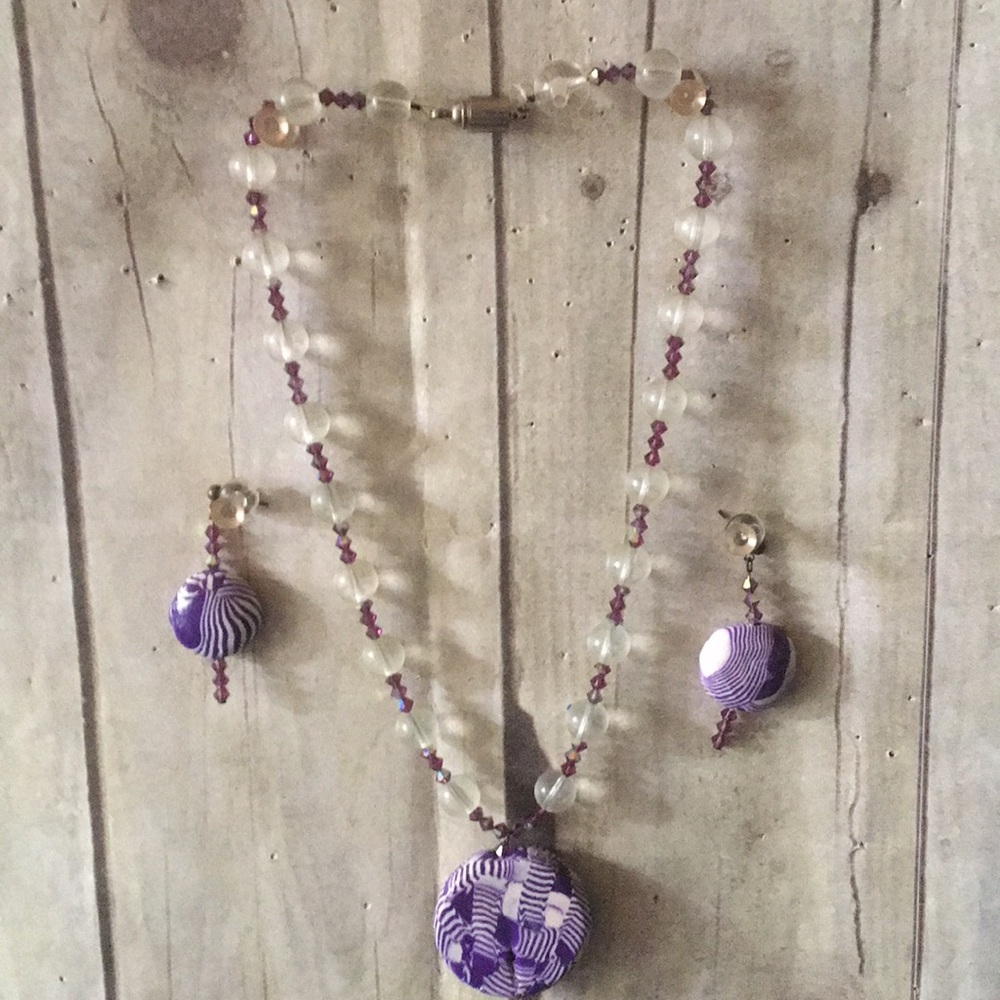 Necklace and earring set handmade